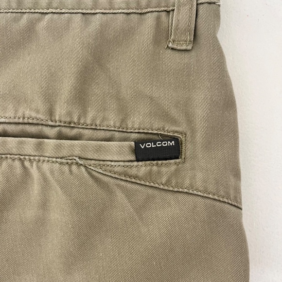 Volcom Men’s 33 Vmonty Chino Pants Khaki/Brown Straight Flat Front Stretch A1131 - Picture 14 of 14